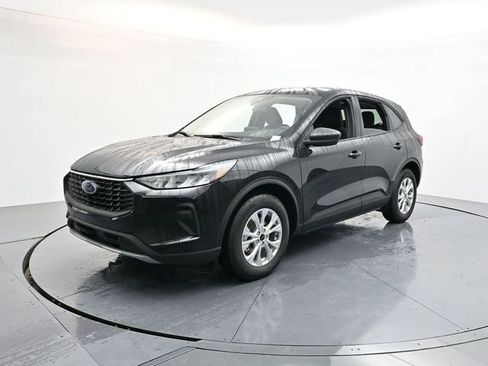 New 2026 Ford Escape Active image 3