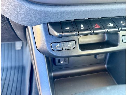 Used 2021 Chevrolet Colorado Z71 image 22