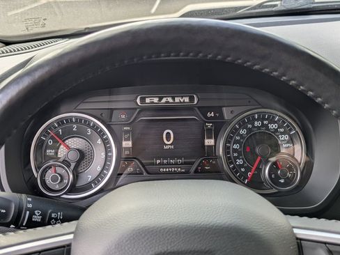 Used 2020 RAM 1500 Big Horn AWD/4WD image 14