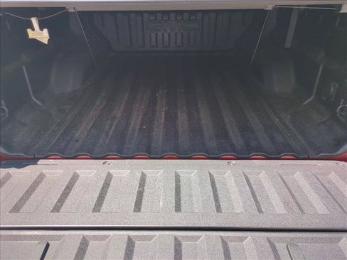 Used 2025 GMC Canyon AT4 w/ Technology Plus Package AWD/4WD image 6