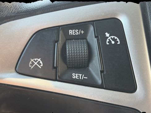 Used 2011 Chevrolet Equinox LT w/ Driver Convenience Package AWD/4WD image 20