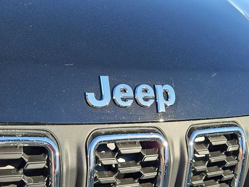 New 2026 Jeep Compass Latitude image 12