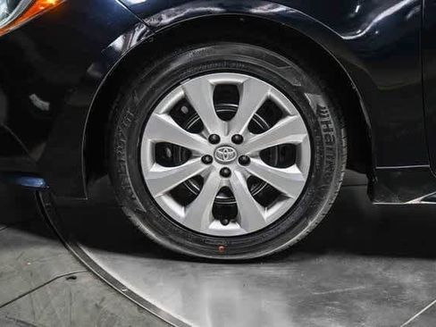 Certified 2023 Toyota Corolla LE image 10