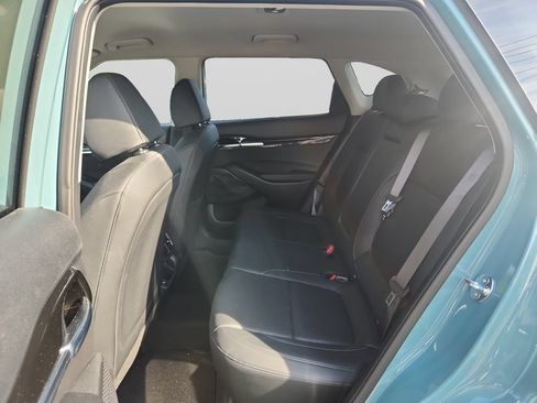 Certified 2025 Kia Seltos EX AWD/4WD image 16