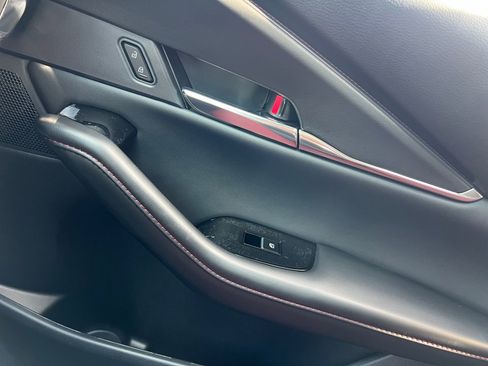 New 2025 MAZDA CX-30 AWD 2.5 S w/ Preferred Package image 32