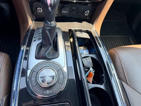 Used 2018 Nissan Armada Platinum AWD/4WD image 25