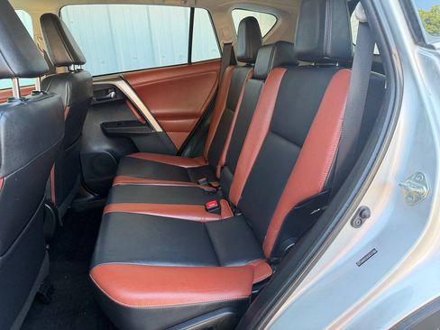 Used 2013 Toyota RAV4 Limited AWD/4WD image 20