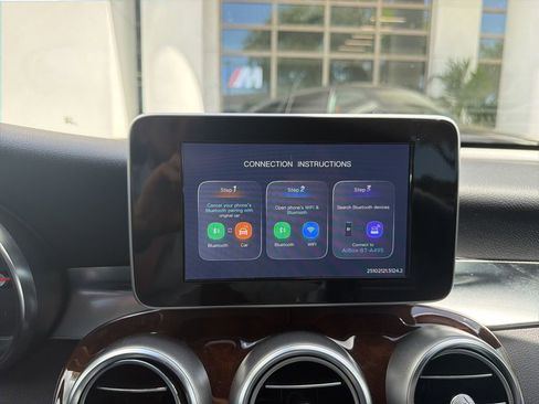 Used 2018 Mercedes-Benz GLC 300 image 24