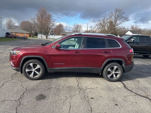 Used 2019 Jeep Cherokee Limited image 4