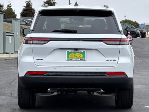 New 2025 Jeep Grand Cherokee Limited w/ Luxury Tech Group II image 6