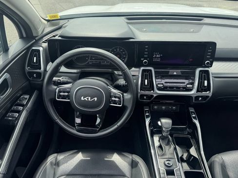 Used 2022 Kia Sorento SX AWD/4WD image 13