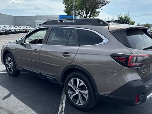 Used 2022 Subaru Outback Limited XT AWD/4WD image 9