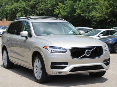 Used 2017 Volvo XC90 T6 Momentum w/ Vision Package