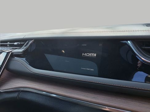 Used 2022 Jeep Grand Cherokee Summit w/ Advanced Protech Group IV image 18