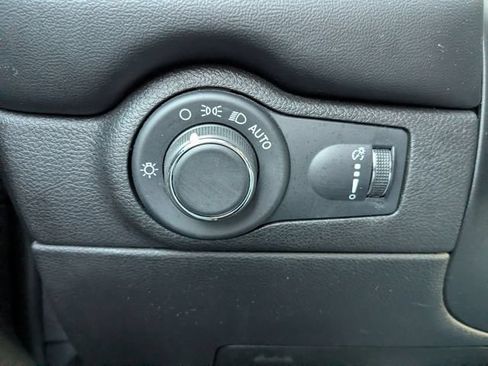 Used 2024 Dodge Durango GT AWD/4WD image 27