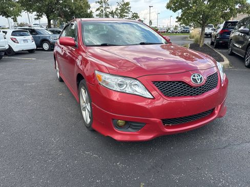 Used 2010 Toyota Camry SE w/ Sport Leather Pkg FWD image 14