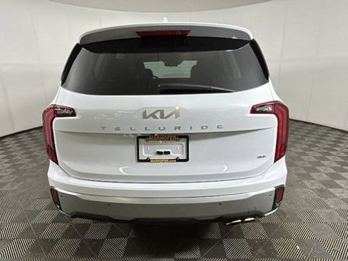 Used 2024 Kia Telluride S w/ S Sunroof Package AWD/4WD image 3