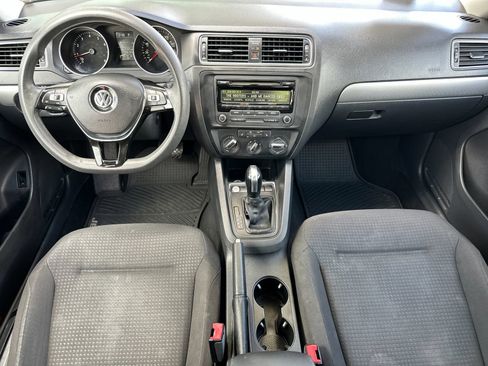 Used 2015 Volkswagen Jetta SE FWD image 12