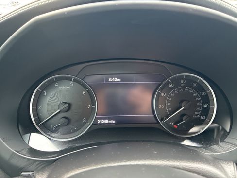 Used 2022 INFINITI QX50 Luxe w/ Appearance Package image 19