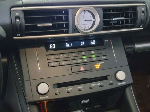 Used 2016 Lexus RC 350 image 25