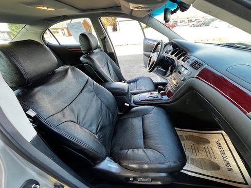 Used 2002 Lexus ES 330 image 14