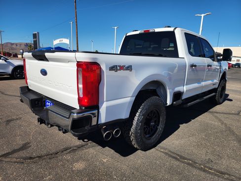 Used 2025 Ford F250 XLT image 5