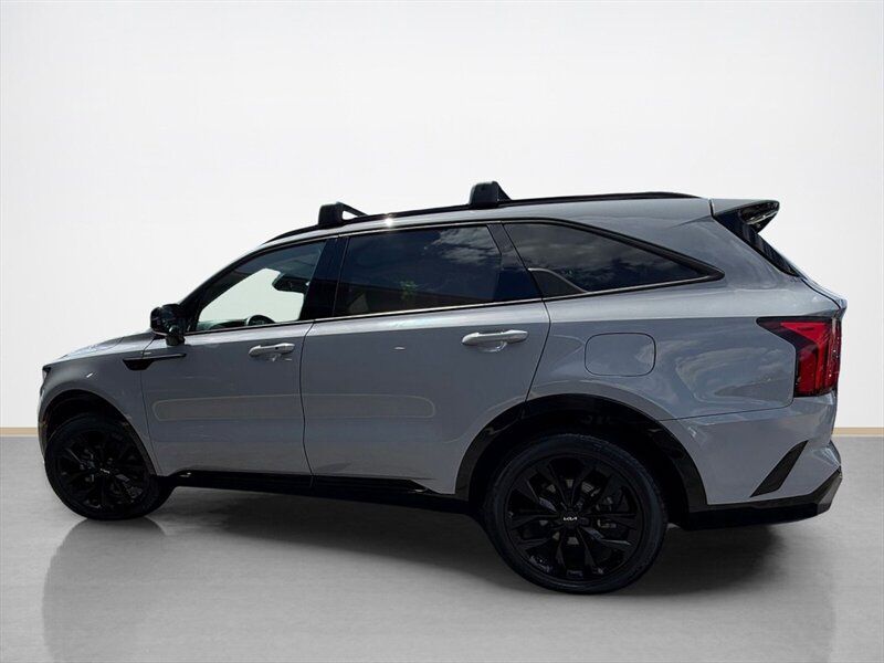 Used 2023 Kia Sorento SX FWD image 7