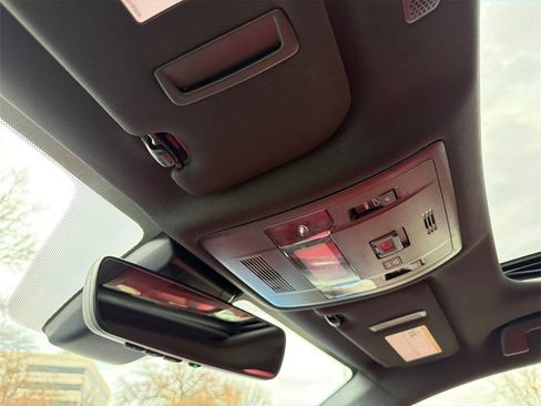 Used 2022 Lexus IS 350 F Sport image 33