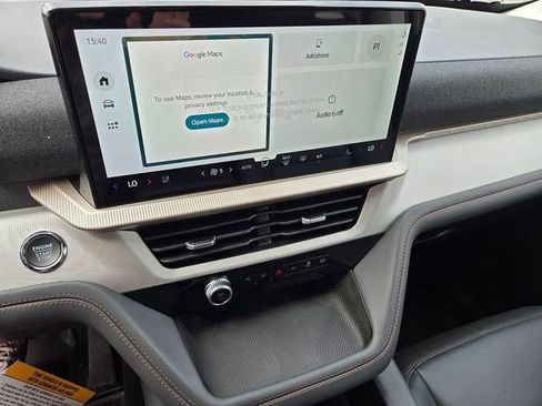 New 2026 Ford Explorer Active w/ Active Comfort Package RWD image 9