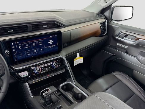 Certified 2024 GMC Sierra 1500 Denali w/ Technology Package image 29