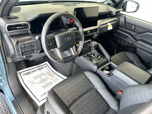 New 2026 Toyota 4Runner TRD Off-Road Premium w/ Tow Technology Package AWD/4WD image 14