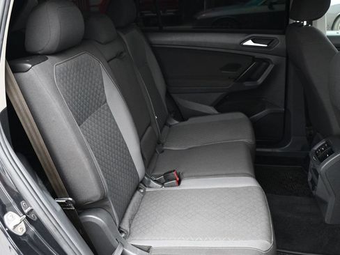 Used 2021 Volkswagen Tiguan S FWD image 17