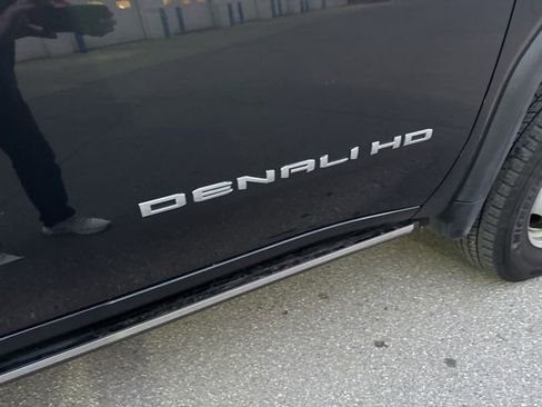 Used 2021 GMC Sierra 3500 Denali w/ Denali Ultimate Package image 22