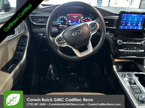 Used 2023 Ford Explorer Limited AWD/4WD image 31