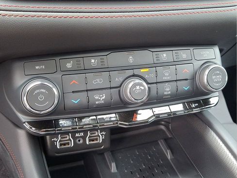 Used 2026 Dodge Durango GT AWD/4WD image 18