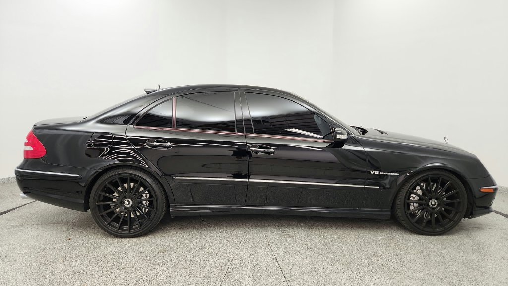 Used 2005 Mercedes-Benz E 55 AMG Sedan image 16