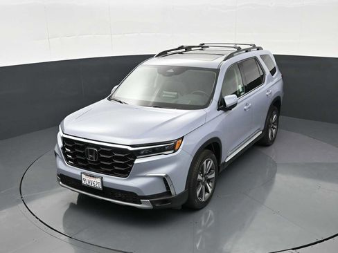 Used 2024 Honda Pilot Elite image 18