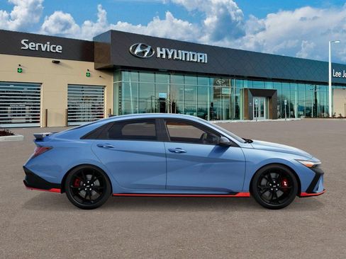 New 2026 Hyundai Elantra N FWD image 7