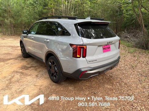 Certified 2025 Kia Sorento SX AWD/4WD image 9