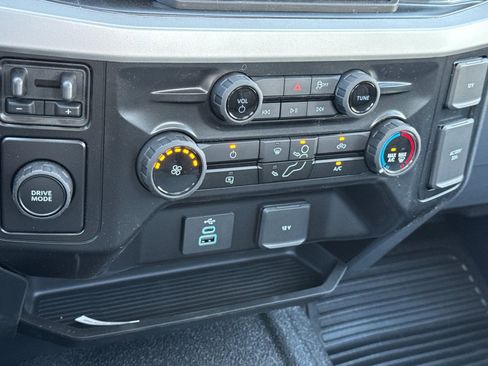 New 2026 Ford F250 XL w/ XL Chrome Package image 19