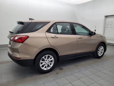 Used 2019 Chevrolet Equinox LS image 10