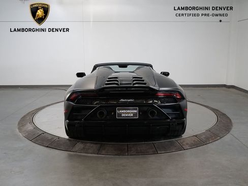 Used 2023 Lamborghini Huracan EVO image 4