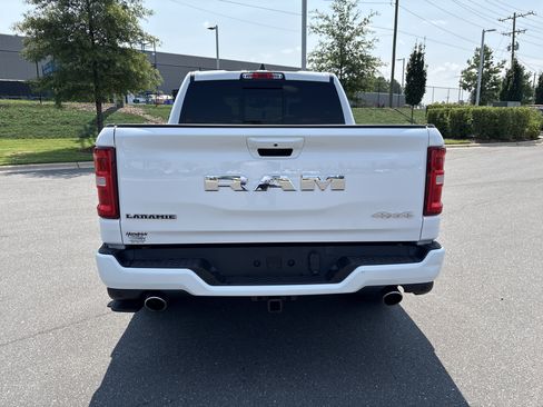 Used 2025 RAM 1500 Laramie w/ Sport Appearance Package AWD/4WD image 8