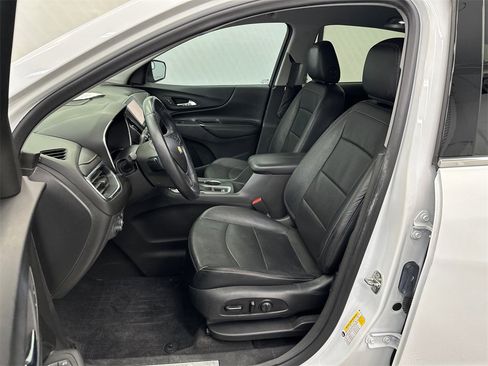 Used 2020 Chevrolet Equinox Premier image 9
