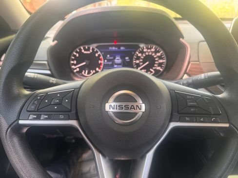 Used 2023 Nissan Altima 2.5 SV image 33