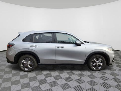 New 2026 Honda HR-V LX image 6