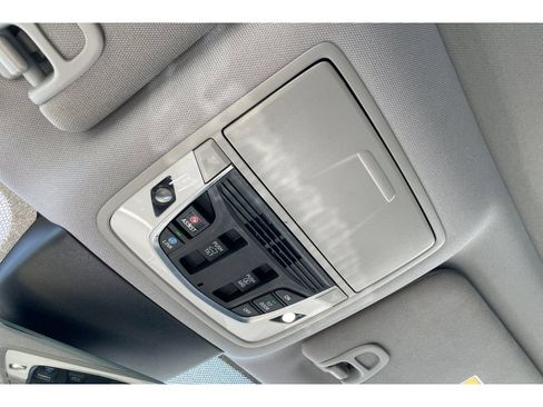 Certified 2023 Acura MDX SH-AWD w/ Advance Package image 24