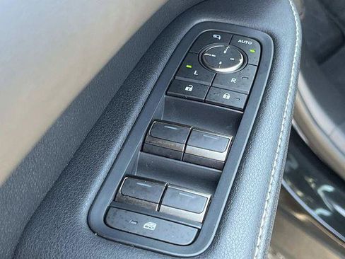 Certified 2025 Lexus RX 350 Premium FWD image 31