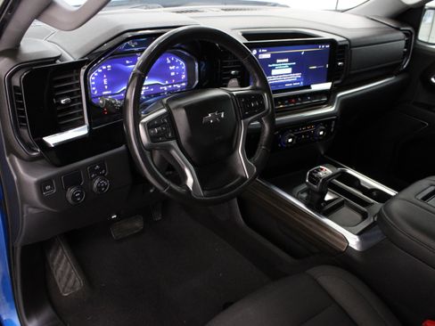 Used 2022 Chevrolet Silverado 1500 RST RWD image 14