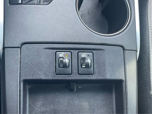 Used 2017 Toyota Camry XSE image 17